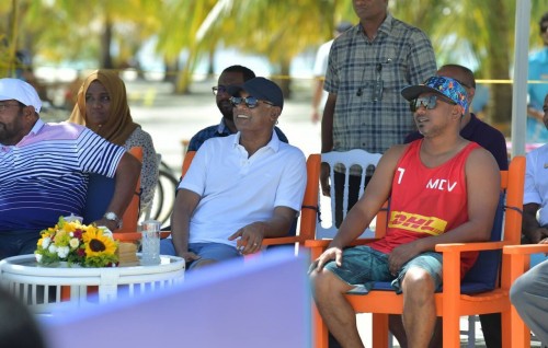 Miaharuves international 10 mubaaraatheh, e'ee hoadhunu kaamiyaabeh: Mahloof