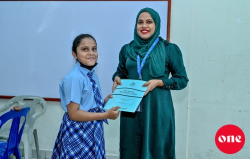Report foiy dhee dharivarun mahakah vure gina dhuvahuge chutty ah