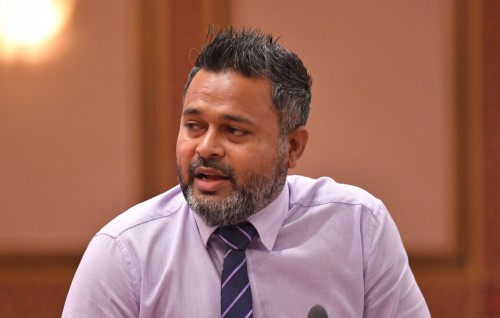 Majlis ge Raees kamun Nasheed vaki kuran jehey sababeh nei: Shiyam