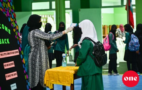 Moonu burugaa elhun manaakuri kamah bunaa massalaigai High Court in ves vaguthee amureh nuneredhin