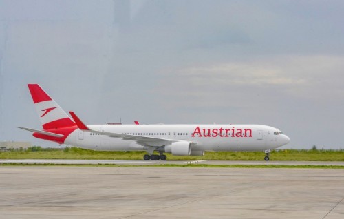 Fini moosumaa dhimaakoh Austrian Airlines ge dhathuru thah Raajje ah fashanee