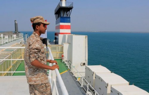 Raii kandugai dhathurukuramun dhiya china ge boat akah houthi in hamalaa dheefi