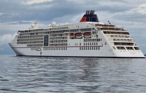 Covid ah fahu furathama faharah Cruise liner eh Rajje ah bandharu koffi