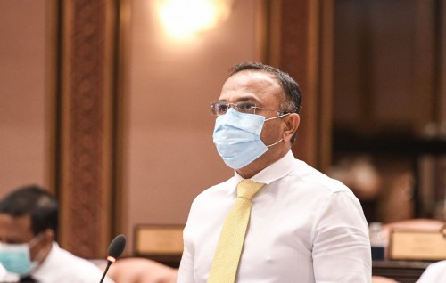 Pad aai gulhigen dhekkevi vaahaka thakah Andhun Hussain maafah edhivadaigenfi