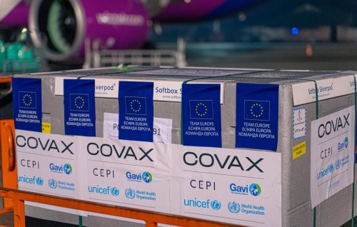 Asian countries scramble for COVID-19 vaccine supplies after India export curbs