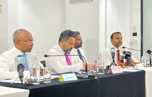 Idhikolhu hurihaa party thakun bunanee EC ah ithubaaru neh kamah!