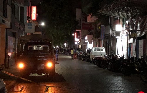 MNDF requested to ban parking on the road where President Nasheed lives