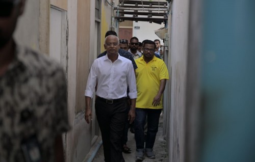 Riyaasee inthihaabu eh burun kaamiyaabu kureveyne manazaru fennan fashaifi: Raees
