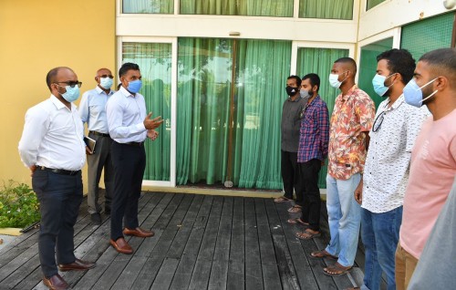 Flying school ge dharivarun thakeh vaki kuran ninmi ninmun baathil kuran angaifi