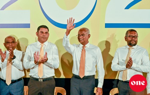 Riyaasee inthihaabah thahyaaruvumuge gothun maadhamaa haveeru konme rashehgai MDP ge dhidha naganee