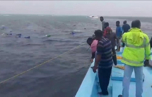 Landhoo boatun mudhalaai lakudi thah oyaa dhaathy samaaluvaa angaifi