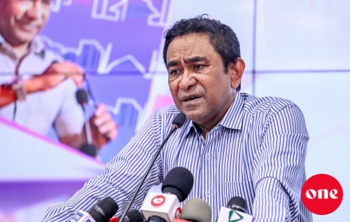 Yameen thahugeegugai hanu hunnevee fuluhunge faraathun kurimathivi harassment ah kei nukurevigen: Vakeelu