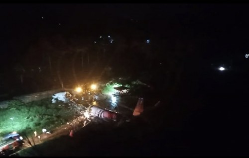 191 passengers aa eku Kerala Airport akah jessi flight eh runway inn kahaalai dheburi vejje