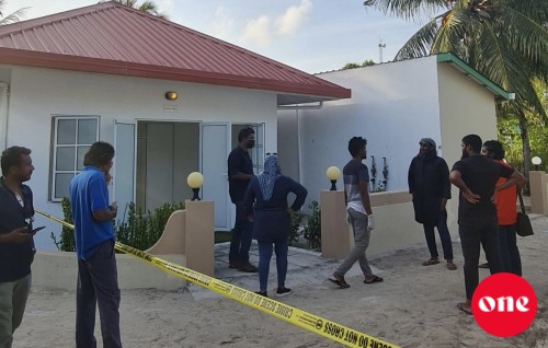 Mahmoodge maru: Anhenakuves fuluhunge himaayathah