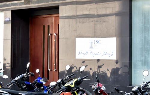 Sharuee dhaairaage minivankan: Shakuvaathakah nimumeh neiy!