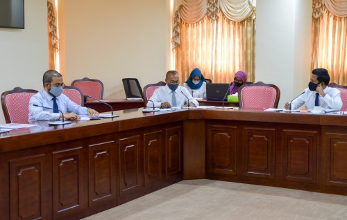 Maamendhoo Court ge iss magistrate Shukooru magaamun vakikuran committee in faaskohffi