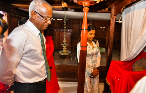 Utheemu ganduvaraai bodu thakurufaanuge handhaanee marukazu upgrade kuranee