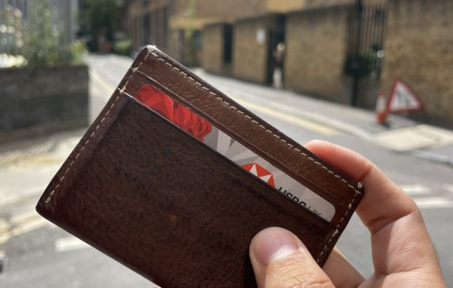 London ge magehgge matheen hovi wallet ehgge verifaaiy hoadhan meehaku kuri bura masahkkathah thaureefu ohenee