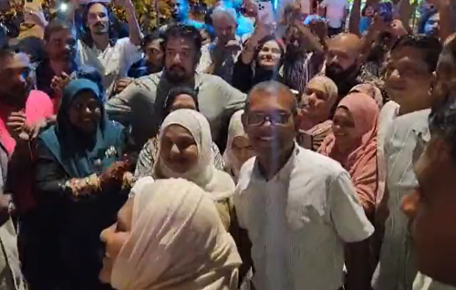 Yameen minivan kuran govaalai Faathun aa eku Nasheed adu ufulaifi