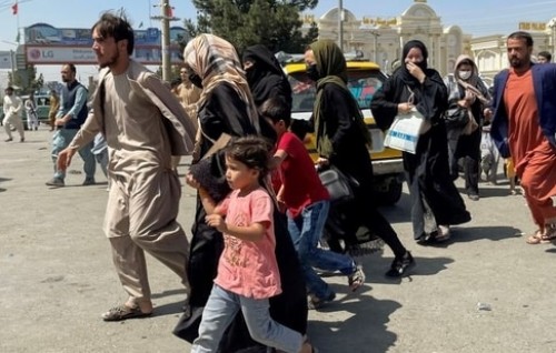 Kabul inn faiban gina adhadhehgge rayyithun masahkkai kuranee, Airport gai hithaamaveri manzareh