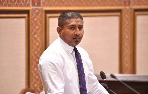 Shavan ah fai hoadhaidhenee credit nagaakah noon, ehen kudhinnavves efurusathu eboiy: Mahloof