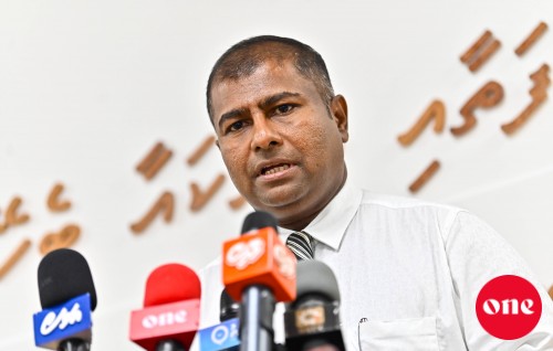 Heritage Minister Naseer ah Majlis in ruhun dheefi