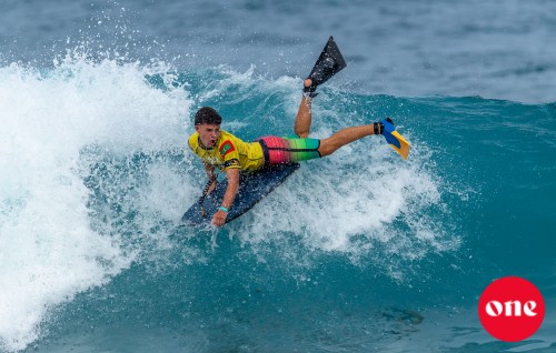 ''Hudhu Fonu'' bodyboarding clinic ah anekkaaves furusathu hulhuvaalaifi