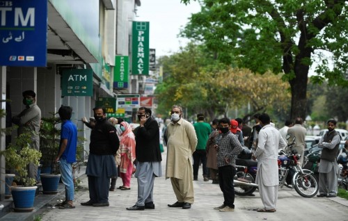 Eid ai iru Karachi ge ATM thakun faisaa husvefai!