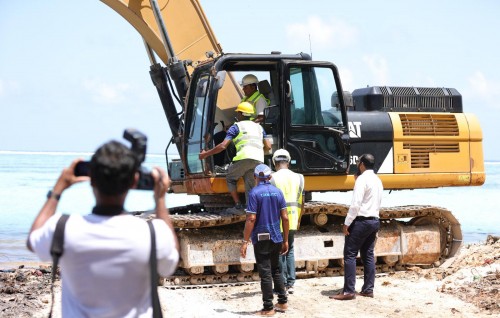 MTCC begins field work of Hirilandhoo Land Reclamation and Shore Protection Project