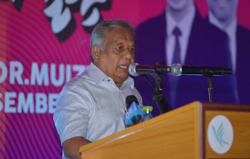 Thin vazeerakah ruhun nudhinee vaki faraathakun angaigen: Saleem