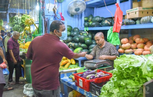 Vazeefaa thah gelli, kudhi viyafaarithah ekkoh hutti dhaane: Dhiraasaa