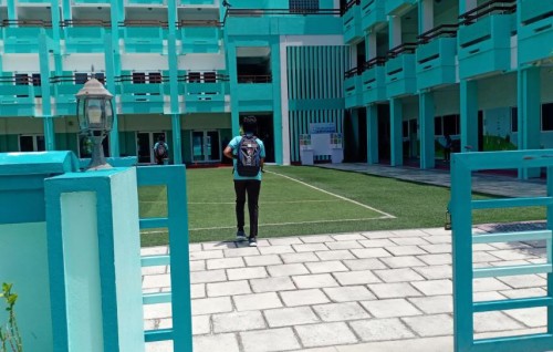 One Finiburu: Roadhamahaa Covidaa eku School thakuge kiyevun