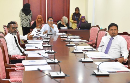 Fandiyaarunge mahsala balaa maruhalaathakuge muhdhathu ithuru kuran committeen faaskoffi