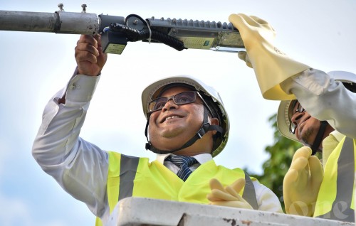 India to donate 200,000 LEDs to Maldives
