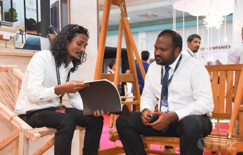 Tourism Minister in Huvadhoo atoll to expand tourism sector