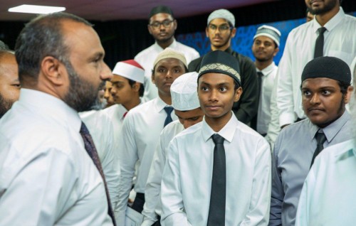 Quran hithudhas kuraa kudhinah haahsa inaayathakaai Umrah dhathureh dhenee