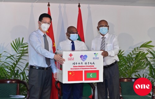 China in hadhiyaa kuri covid vaccine ge furathama batch Raajje genesfi