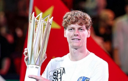Djokovic ah 100 hamakuriya nudhee Shanghai Masters kaamiyaabukuree Sinner