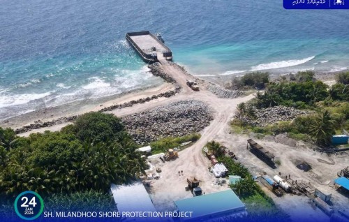 Milandhoo gondudhoh himaayai kurumuge masakkai baarah kuriyah