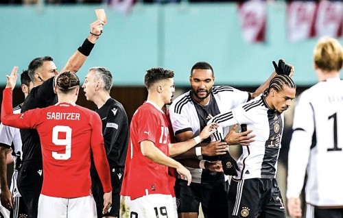 Nagelsmann ge undhaguu feshun kuriyah, raiyy card aaeku Austria kairin balivejje