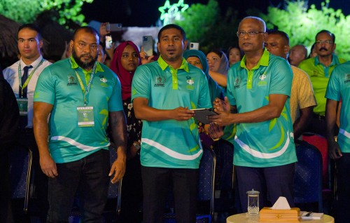 Photo: Asia ge Bodybuilding mubaaraaiy Raajjeygai feshun