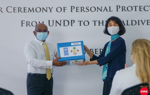 UNDP presents Maldives with PPE for COVID response