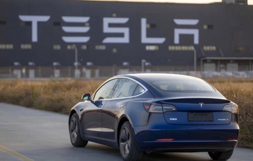 Tesla ge viyafaari India gai feshumah Showroom hulhuvaane thanthan hoadhanee