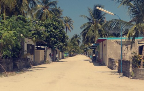 Himandhoo in doctor ah dhehki meehaku covid ah positive ve rah monitoring ah