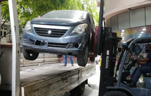 Tow kohfaivaa car ehge dicky hulhuvaa manzaru fenna video ge hageegaiy fuluhun kiyaidheefi