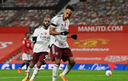 14 Aharahfahu League match ehggai Arsenal ah United ge dhandu gai molheh