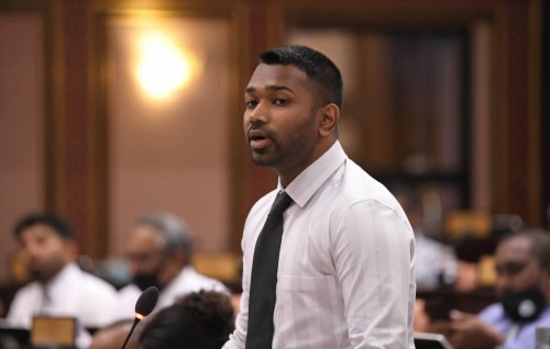 Ithubaaru neiykamah hushahelhumaa hisaabah gaanoonuge dhashun hadhan jehey evves gavaaidheh Maleeh haddhavaafaeh neiy: Meekaaeel