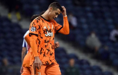 ''Ronaldo gendhiyumakee Juventus in hedhi goaheh''