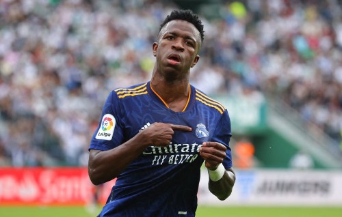 Vinicius ge 2 goal in hoadhi molhaa eku Real anekkaaves 1 vana ah