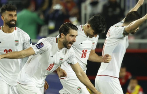 Penalty ah Syria ah hiyydhathikan, Iran aai Japan quarter ah